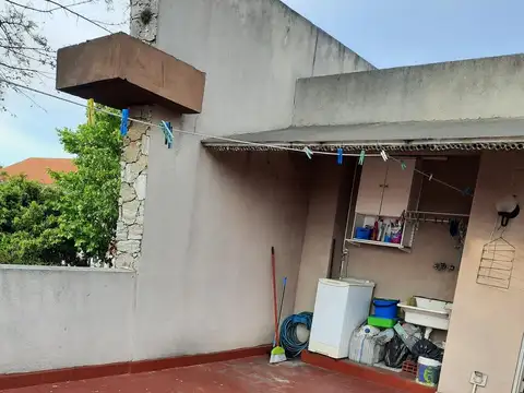 Casa 3 ambientes con 2 baños
