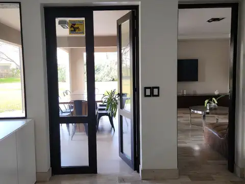 Casa en Venta en Ayres De Pilar, USD 990.000