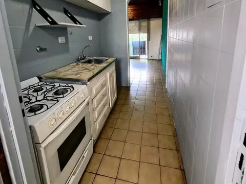 Depto Tipo Casa 2 ambientes con 1 baño