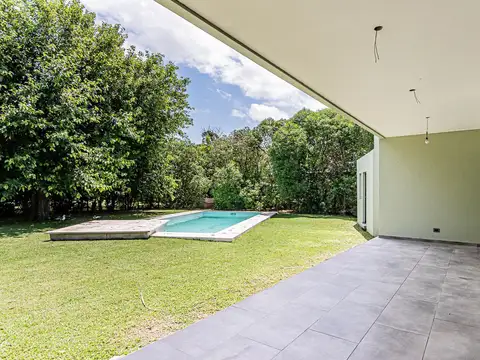 Casa en venta en La Cándida, club de campo