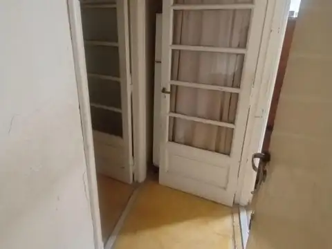 Depto Tipo Casa 4 ambientes con 2 baños