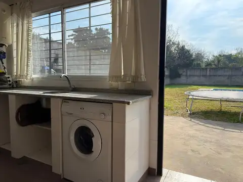 Quinta 4 Ambientes En Venta - Francisco Alvarez, Moreno