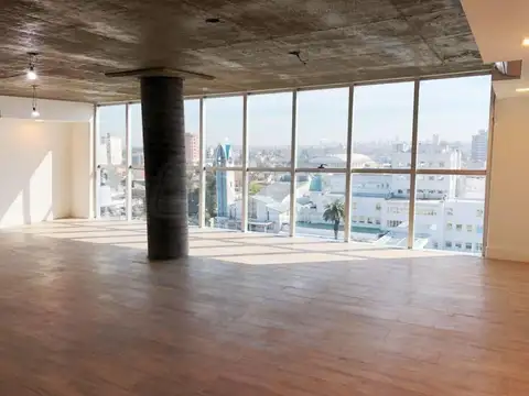 Av. Rivadavia 13300, Piso 1