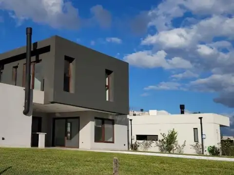 Casa a estrenar en Terralagos, 6 amb, Canning