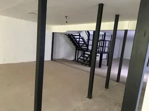 Local en Venta 52 años