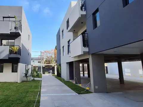 Departamento en Venta en Villa Adelina, USD 92.000