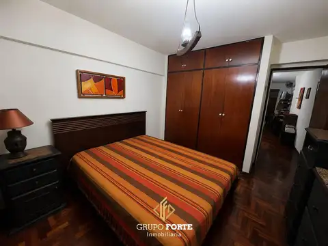 Dean Funes 700, Piso 7