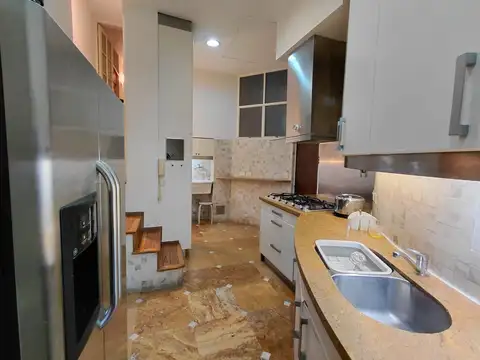 Departamento en Alquiler de 5 ambientes