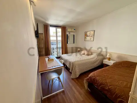 Alquiler de hotel ambientado y decorado de época, en Monserrat
