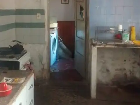 Casa en Venta en Refinerías, USD 40.000