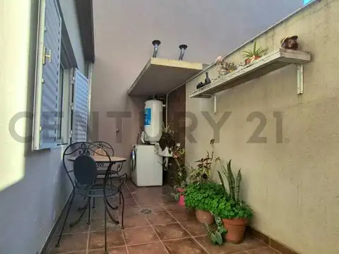 Departamento en Venta en Barrio Naón, USD 95.000