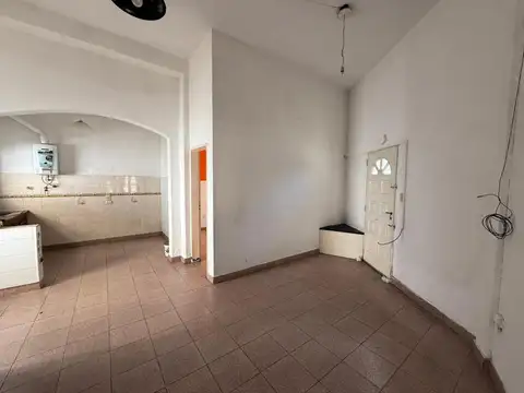 Depto Tipo Casa 2 ambientes con 1 baño