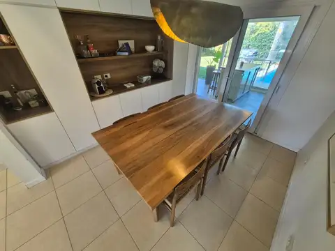 CASA  | 219 m2 | 3 DORM + PLAY| PARRILLA Y PILETA