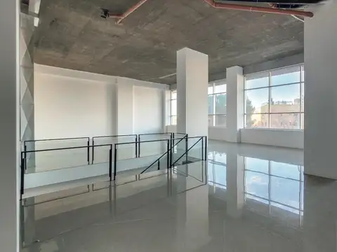 Local en Alquiler A Estrenar