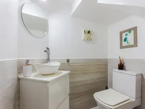 Depto Tipo Casa 4 ambientes con 2 baños