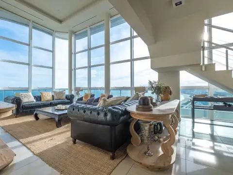 Duplex en Torre Aquarela con vista al mar