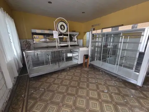 Local en Alquiler en Esperanza, $ 850.000