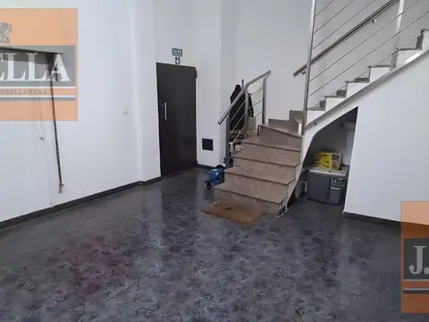 Galpon en Venta 48  mts Fondo