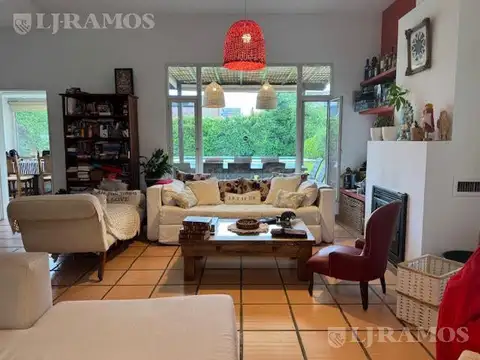 Casa en alquiler en el Barrio Los Ceibos- Brincón de Milberg