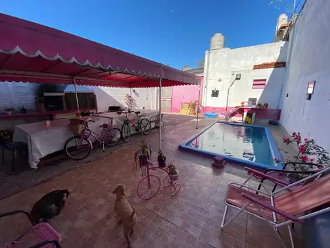Casa 3 ambientes con 2 baños