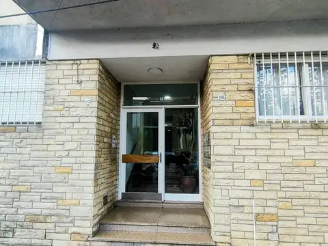 Depto 2 ambientes tipo PH en Florida a Metros de la Quinta Precidencial