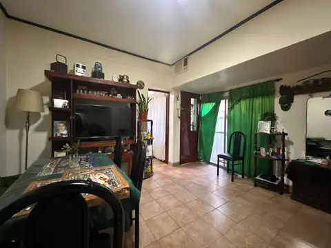Depto Tipo Casa en Venta en Lanús Oeste, USD 45.000