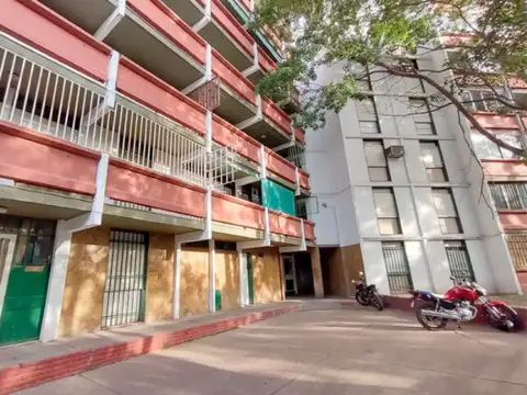 CÓMODO DEPARTAMENTO 2 DORMITORIOS ZONA BV. OROÑO Y AV. URIBURU