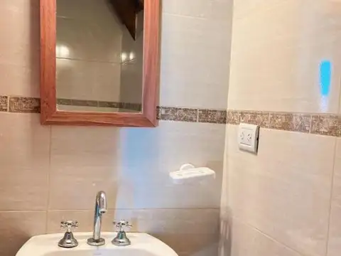 8 2200