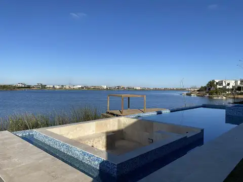 Casa en Venta de 5 dormitorios