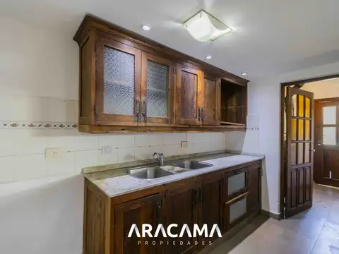 Casa 4 ambientes con 4 baños