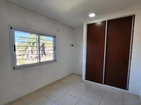 AMPLIO DEPARTAMENTO 2 AMBIENTES EN LOMAS DEL MIRADOR