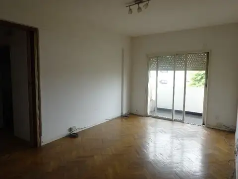 Departamento en Alquiler en Parque Patricios, $ 650.000