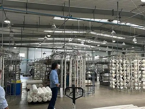 Exc ubicacion dentro del Parque, Nave de 3,840 m2, con altura 9 mts pisos en H°A° Sist X Hidrant