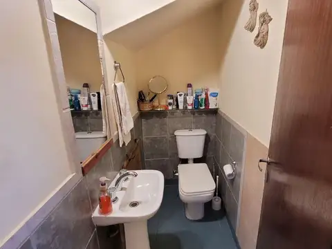 Depto Tipo Casa 3 ambientes con 2 baños