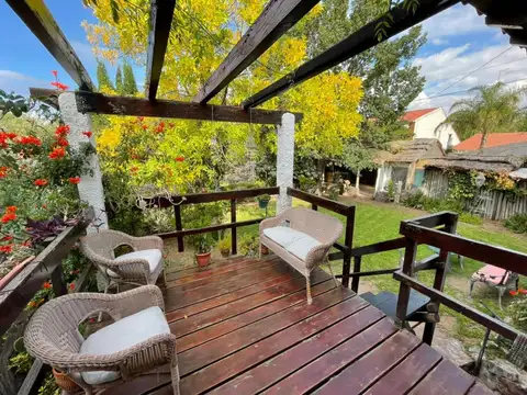 Casa 6 ambientes con 3 baños