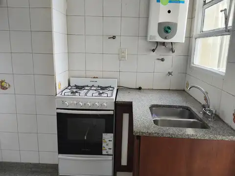 DEPARTAMENTO 2 AMBIENTES. IRIARTE 42 PISO 4º "B" AVELLANEDA.
