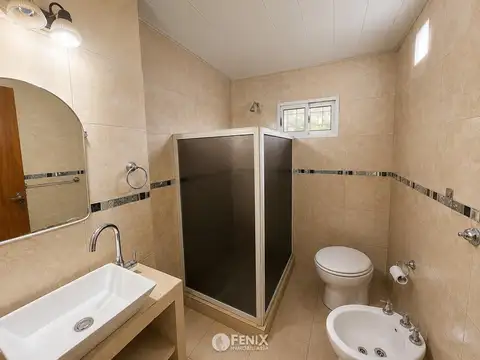 CF1393 - PROPIEDAD CON VIVIENDA PRINCIPAL Y MONOAMBIENTE INDEPENDIENTE - GARUPÁ