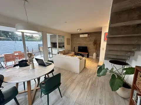 Casa en Venta en Arguello, USD 220.000