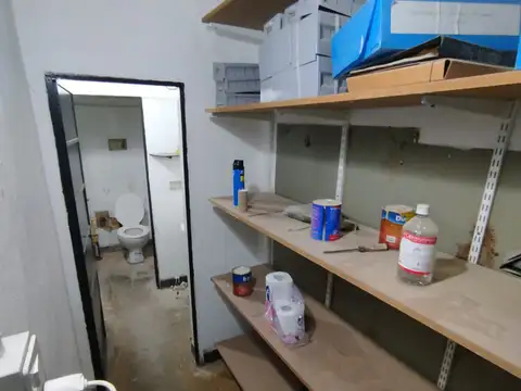 VENTA LOCAL o DEPÓSITO SIN EXPENSAS-Floresta