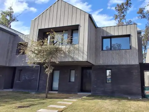 Dúplex Venta  Barrio Cerrado Nuevo Malagueño – 2 ½ Ambientes