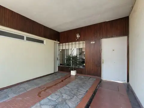 Depto Tipo Casa en Venta de 5 ambientes