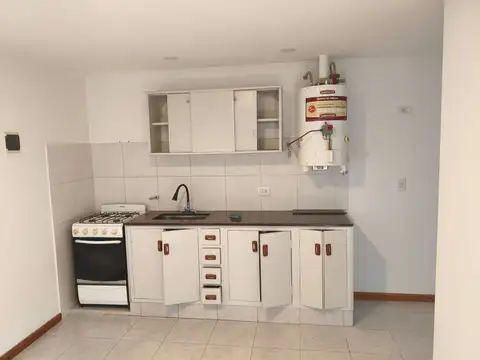 Depto Tipo Casa en Alquiler de 2 ambientes