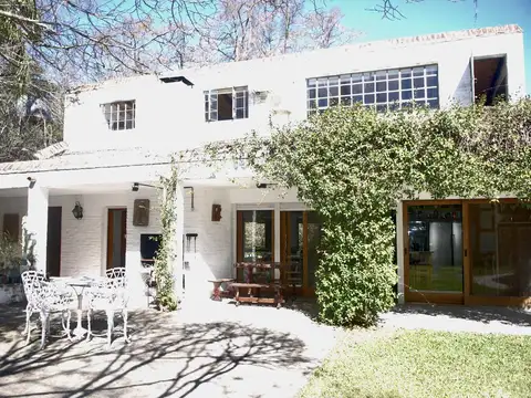 Casa en venta, 4 ambientes.  Ingeniero Maschwitz