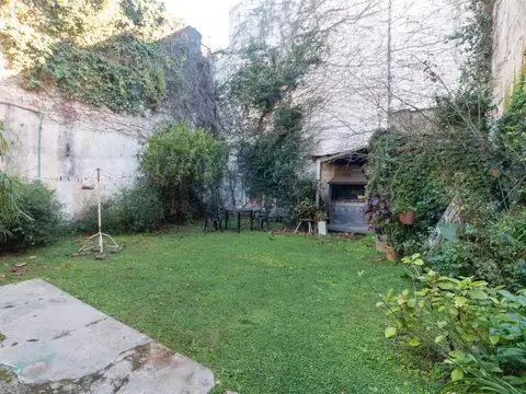 Depto Tipo Casa en Venta de 5 ambientes