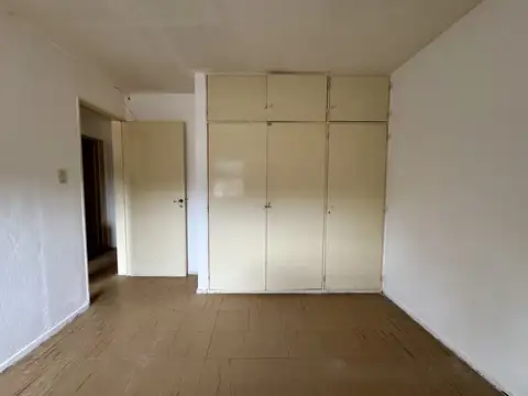 Depto Tipo Casa en Alquiler de 4 ambientes