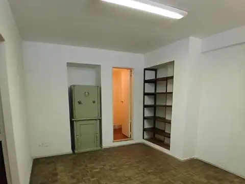 Oficina Prof 34 m² San Nicolás op. cochera aparte