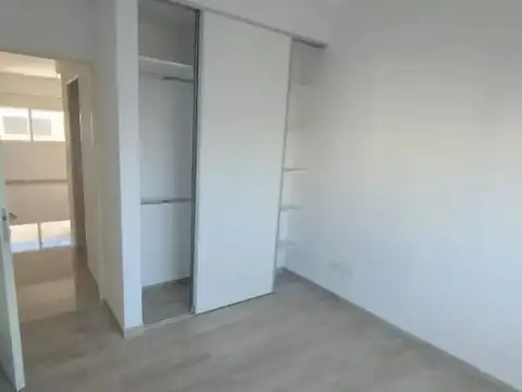 Depto Tipo Casa en Venta en Villa Real, USD 85.000