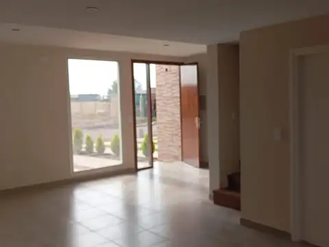 Depto Tipo Casa en Venta de 3 ambientes