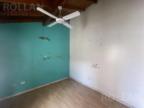 Casa en Alquiler con 1 cochera