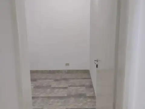 Departamento en Alquiler en Virrey del Pino, $ 320.000